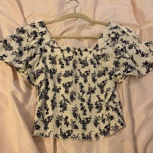Cute flower top